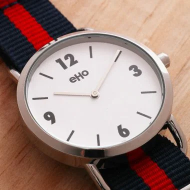 Montre Ecoresponsable eHo Mixte Métal Nato Bleu Rouge à plat