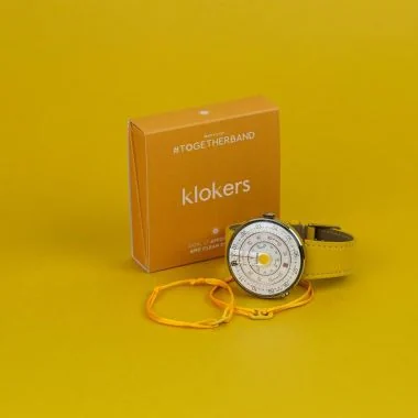 Ambiance Montre Klokers - Klok 01 - Klokers X Togetherband - Bracelet Cuir Jaune