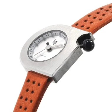 Profil Montre LIP - Mach 2000 - Mini Moon - Cuir Orange Perforé