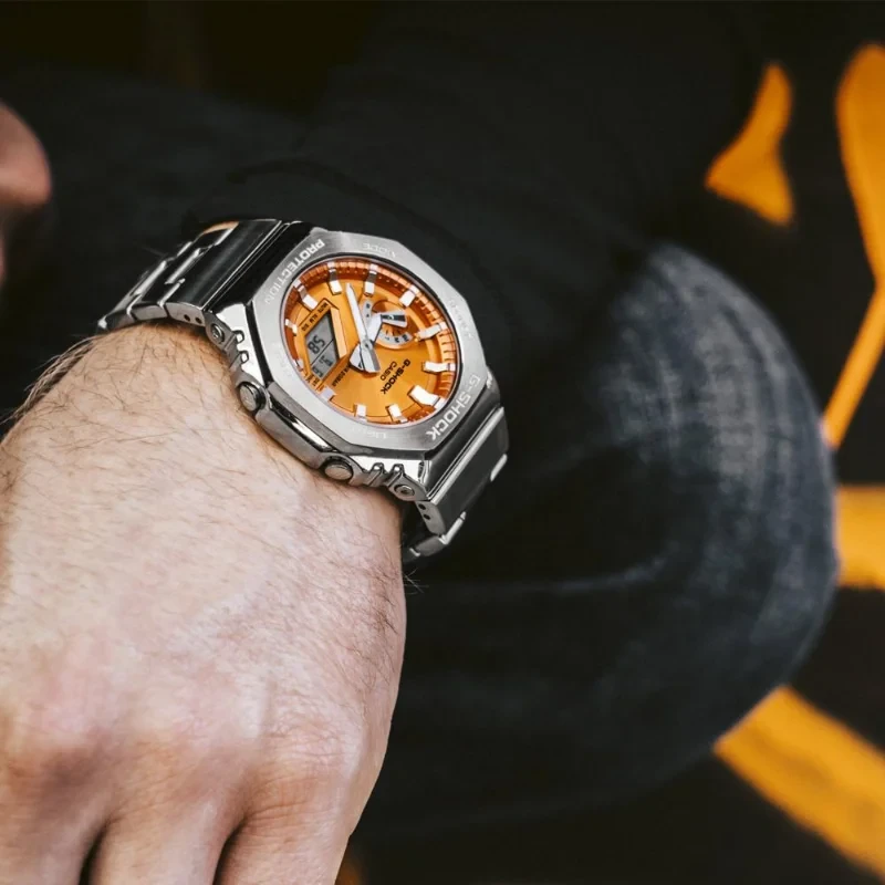 Casio G-Shock GM-2110D-4AER : Montre Fine et Élégante