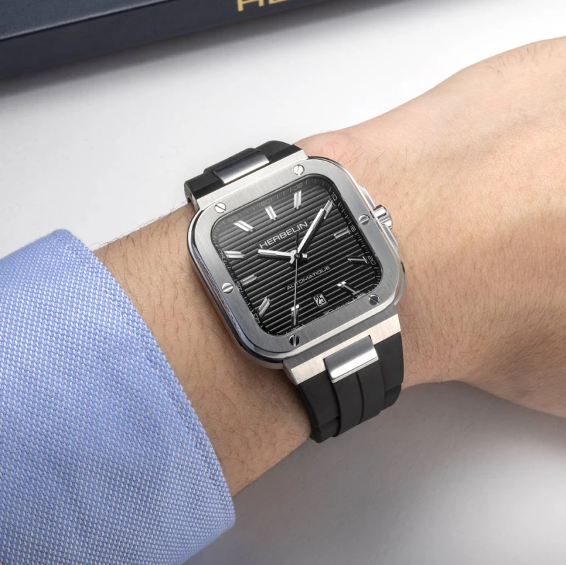 Michel Herbelin Cap Camarat Square 1646A14CA Automatique Noir Caoutchouc