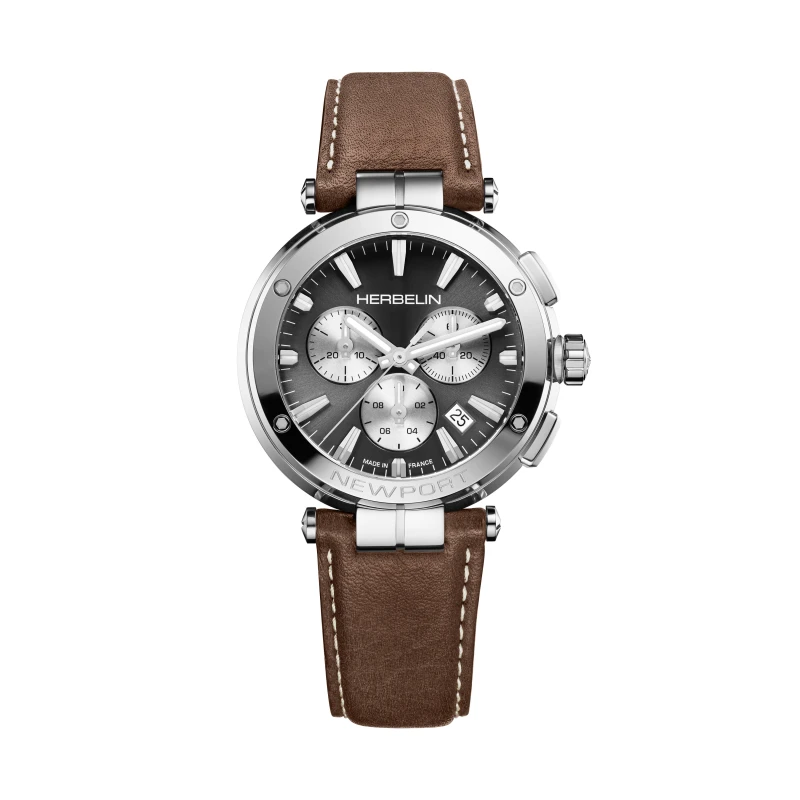 NEWPORT – CHRONOGRAPHE – GRIS, BLANC & CUIR BRUN | Club de la Montre