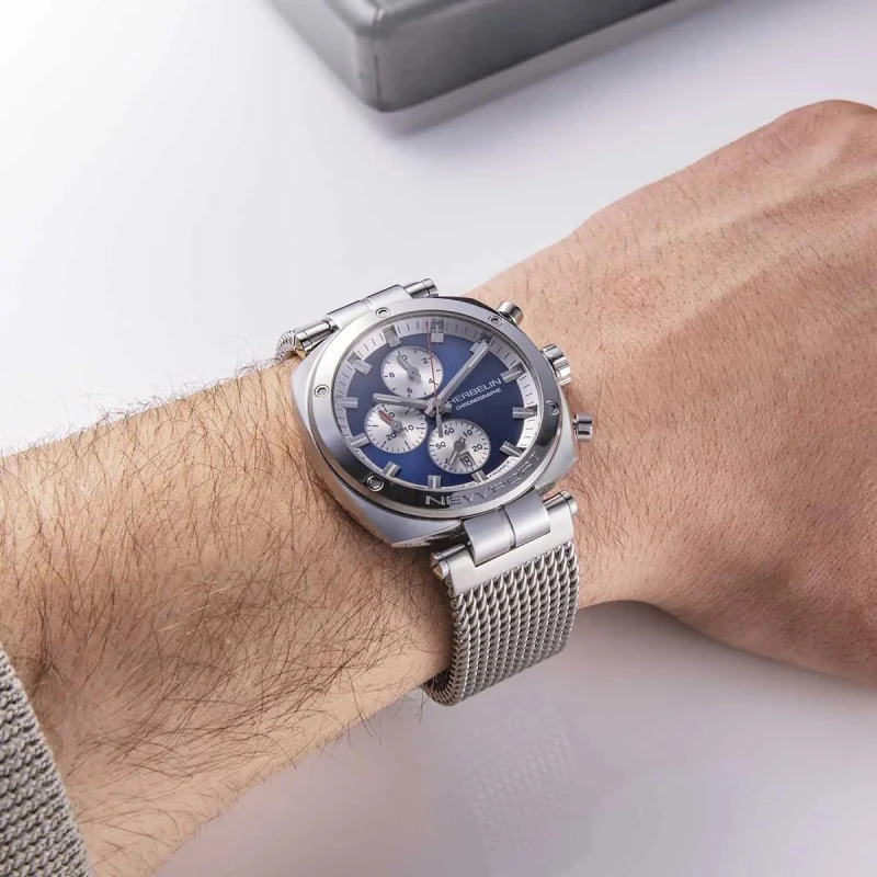 NEWPORT – HÉRITAGE CHRONOGRAPHE – MAILLE MILANAISE | Club de la Montre