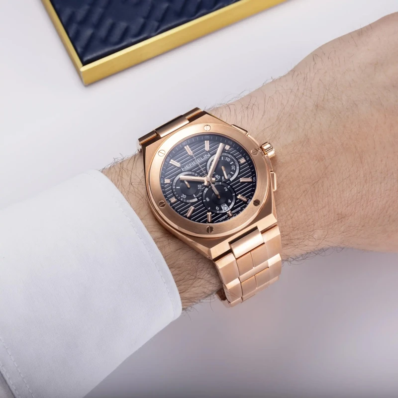 CAP CAMARAT – CHRONOGRAPHE – ACIER PVD OR ROSE | Club de la Montre