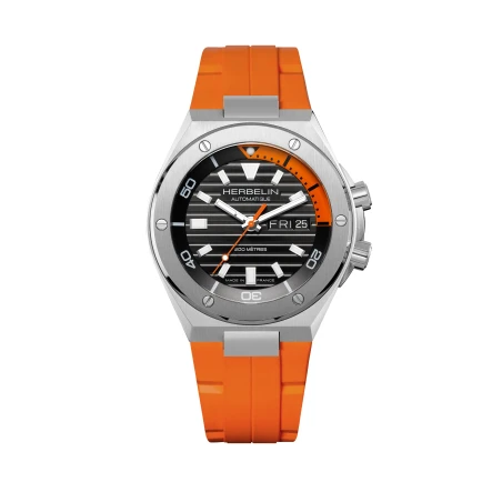 CAP CAMARAT – DIVER AUTOMATIQUE – ACIER | Club de la Montre