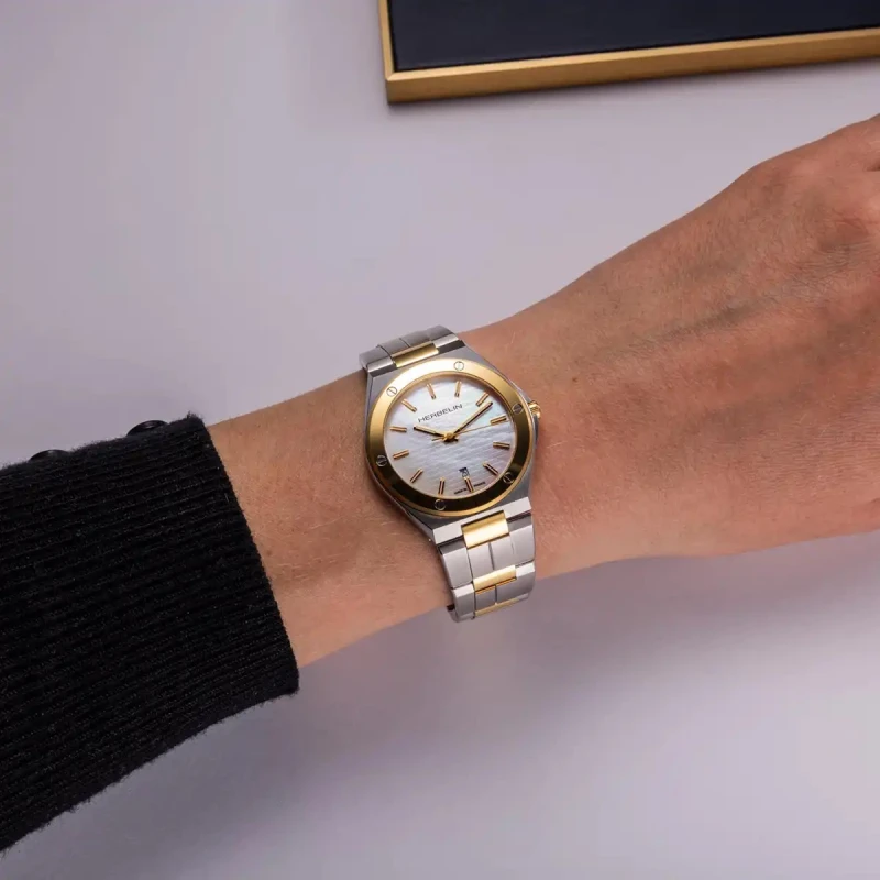 CAP CAMARAT – QUARTZ – BICOLORE & NACRE | Club de la Montre