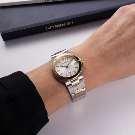 CAP CAMARAT – QUARTZ – BICOLORE | Club de la Montre