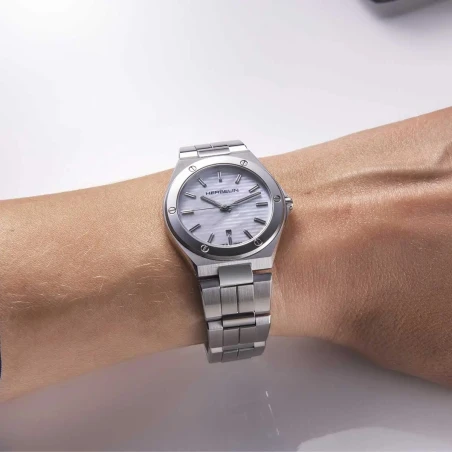 CAP CAMARAT – QUARTZ – ACIER & NACRE | Club de la Montre