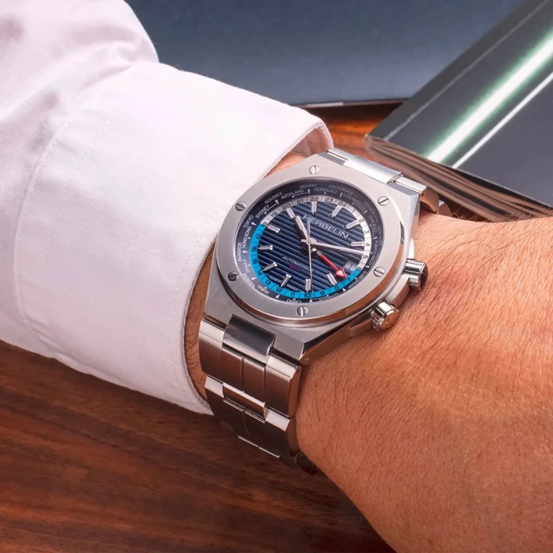 CAP CAMARAT – GMT – ACIER | Club de la Montre