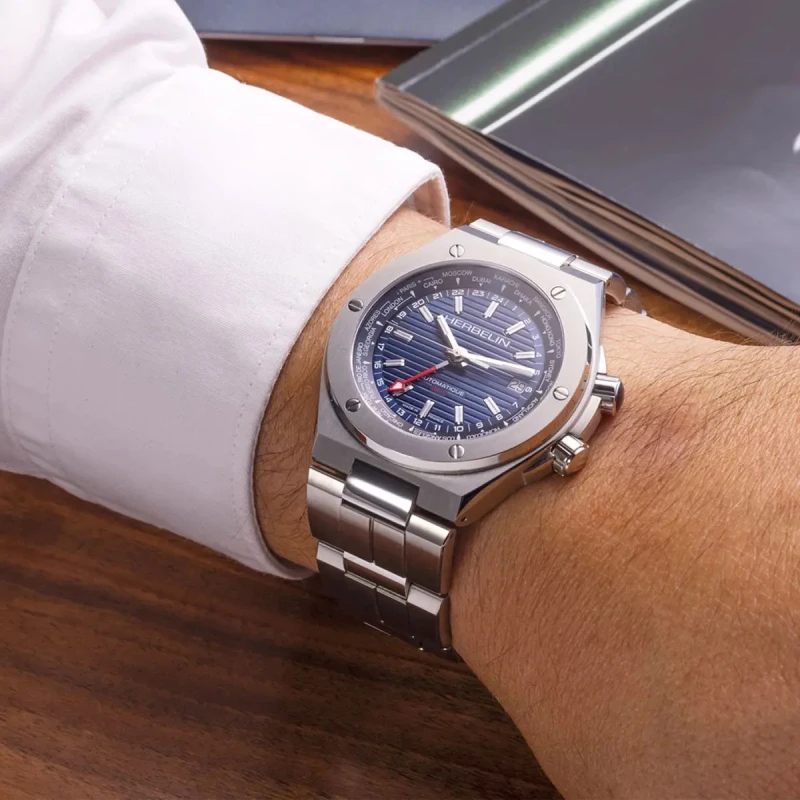 CAP CAMARAT – GMT – ACIER & BLEU | Club de la Montre