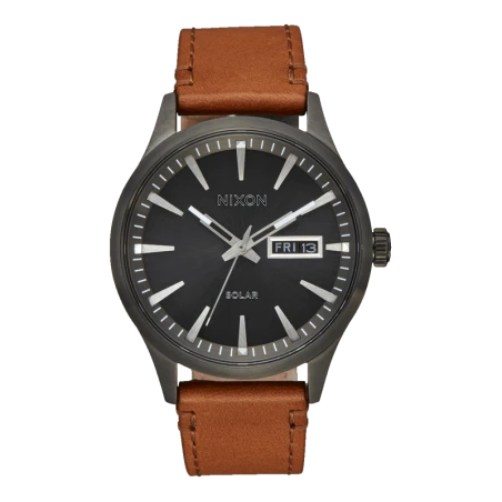 Montre Nixon - Sentry Solar Leather Gunmetal | Club de la Montre