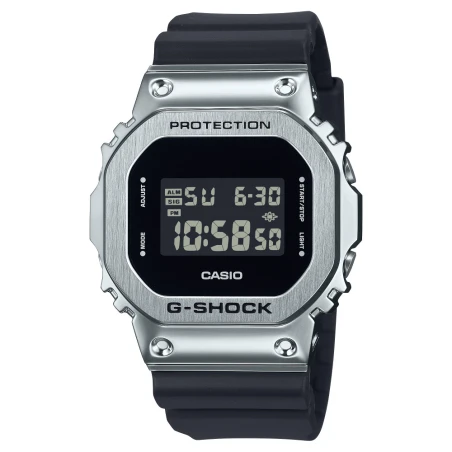 Montre Casio - G-Shock - GM-5600U-1ER | Club de la Montre