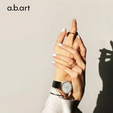 Portée Montre a.b.art Femme Cuir Noir Cadran Blanc Vintage - FG36-001-1L