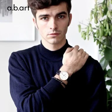 Portée Montre a.b.art Homme Cuir Noir Cadran Blanc Dateur - FB41-000-1L