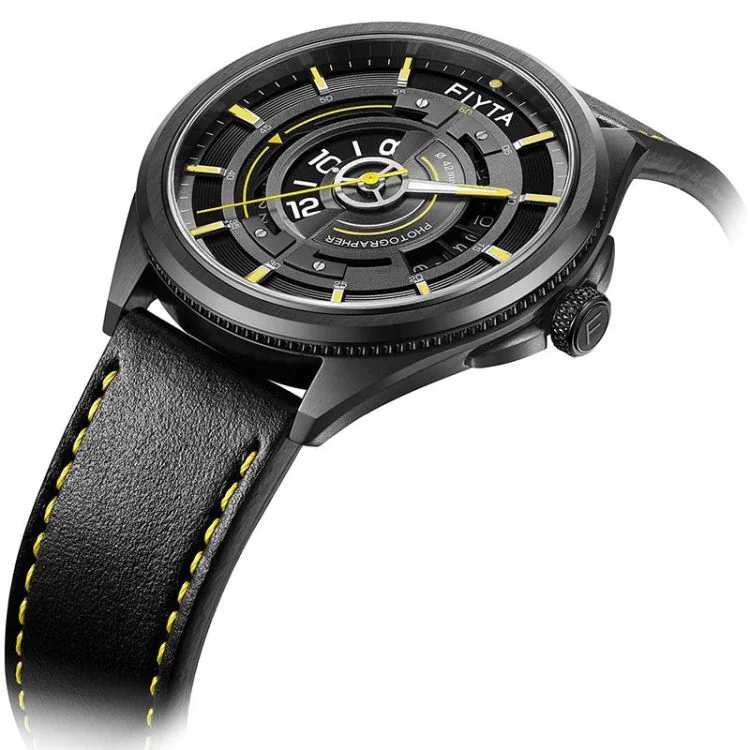 Profil Montre Fiyta Photographer Automatique Noir et Jaune GA860023.BBB