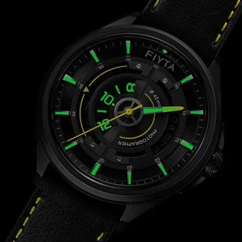 Nuit Montre Fiyta Photographer Automatique Noir et Jaune GA860023.BBB