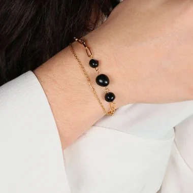Portée Women's Bracelet with Tumbled Stones in Gold-Plated Stainless Steel and Natural Blue Hair Stone