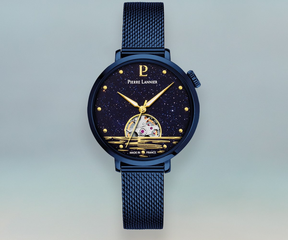 Montre squelette Pierre Lannier bleue et dorée sur maille milanaise