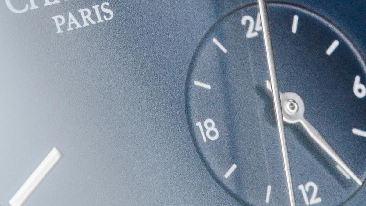 Cadran d'une montre Charlie Paris, horlogerie française