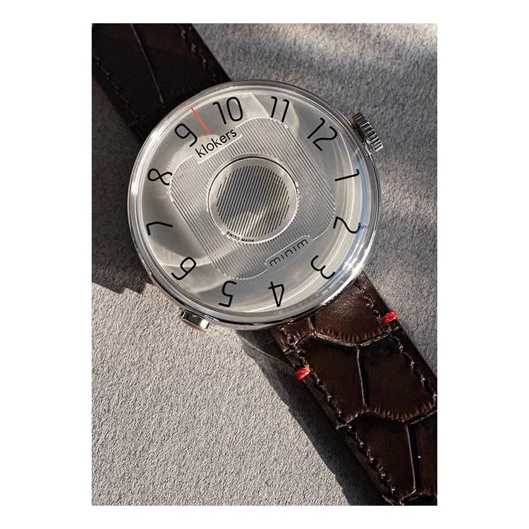 Ambiance Montre Klokers - Klok 08 - Minim - Cadran Gris - Cuir Havane