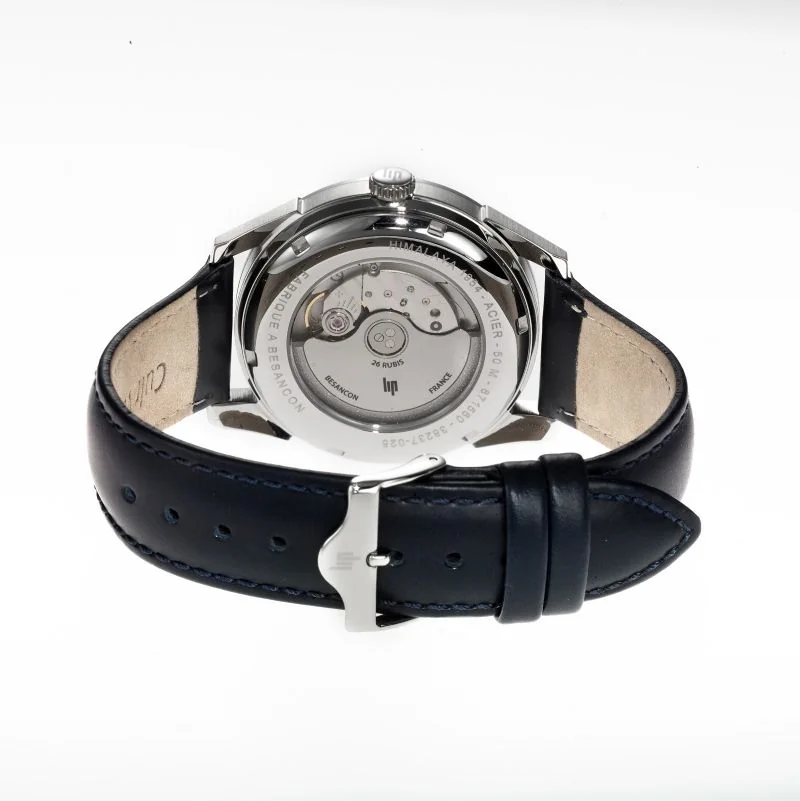 Montre avec new arrivals reserve de marche
