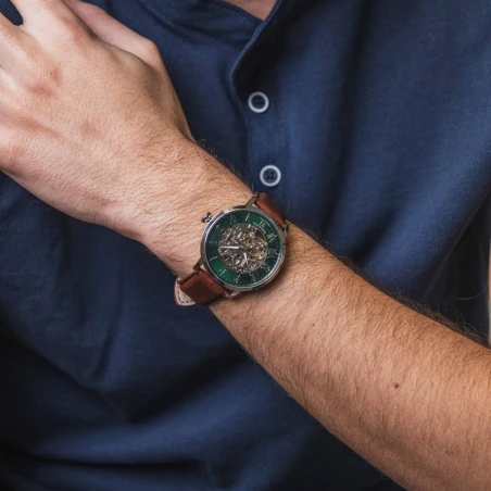 Portée Montre Pierre Lannier - Automatic - Squelette - Cuir Marron Cadran Vert