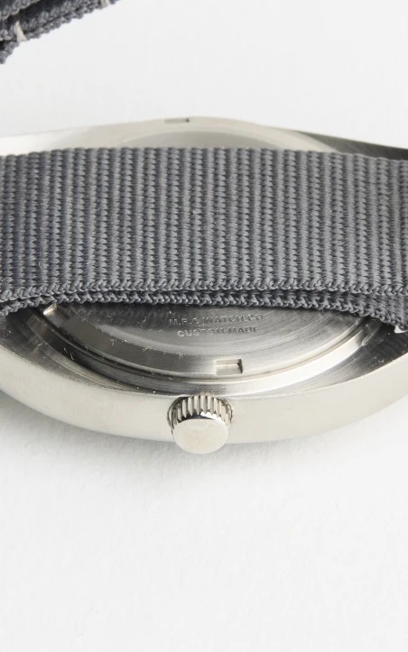 M.R.M.W - Montre Royal Air Force H.S. W10 Air Force - Nylon Gris M.R.M.W