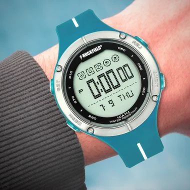 Face Portée Montre Homme Ruckfield Sport Boîtier Résine Bracelet Silicone Bleu Cadran LCD