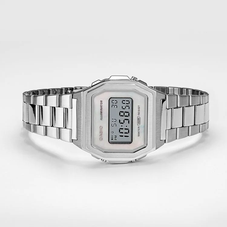 Coté Montre Casio Vintage Iconic Mixte Argent A1000D-7EF